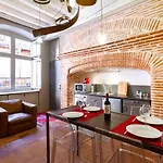 Duplex Climatise Dans Un Monument Historique Toulouse